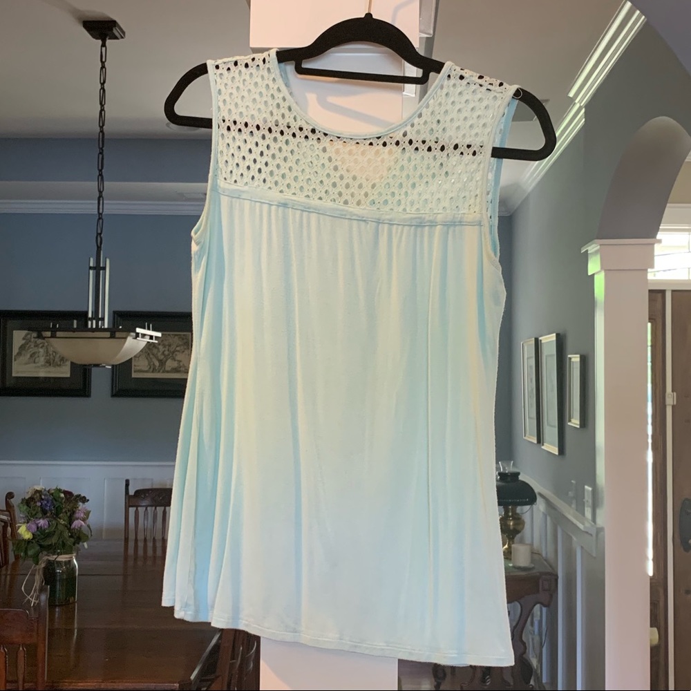 Lace patterned tank